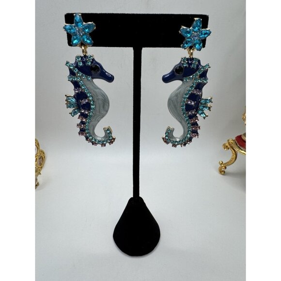 BETSEY JOHNSON BEAUTIFUL BLUE & PINK RHINESTONE SEAHORSE DROP DANGLE EARRINGS - Picture 1 of 6